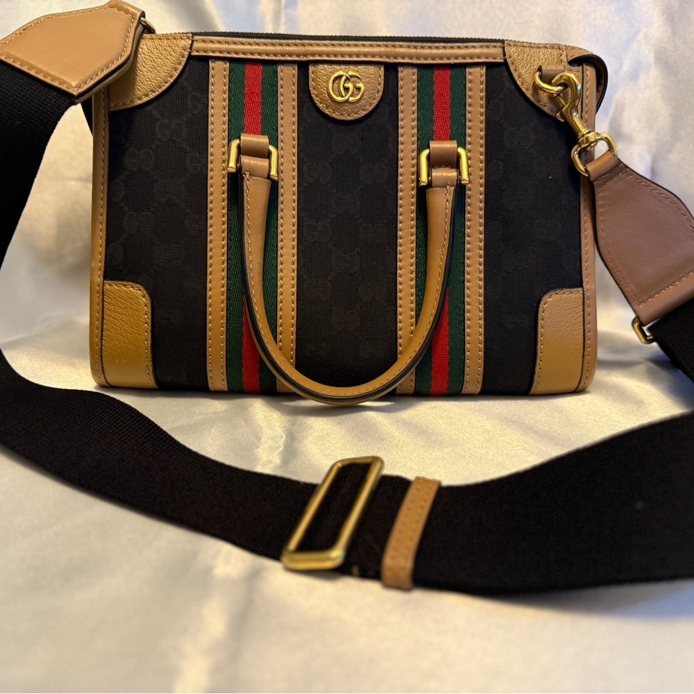 Authentic Gucci Bauletto Bag